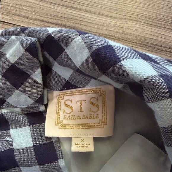 Sail To Sable plaid tank size small pink trim - Picture 3 of 4